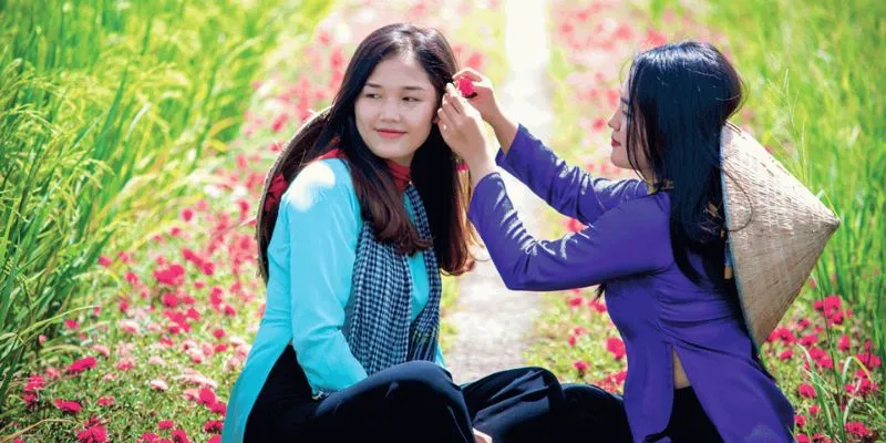 Áo bà ba truyền thống tôn lên vẻ đẹp người phụ nữ