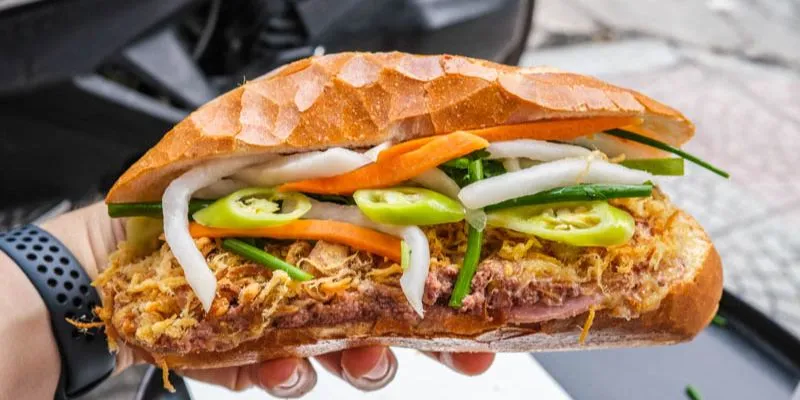 Bánh mì thịt nguội