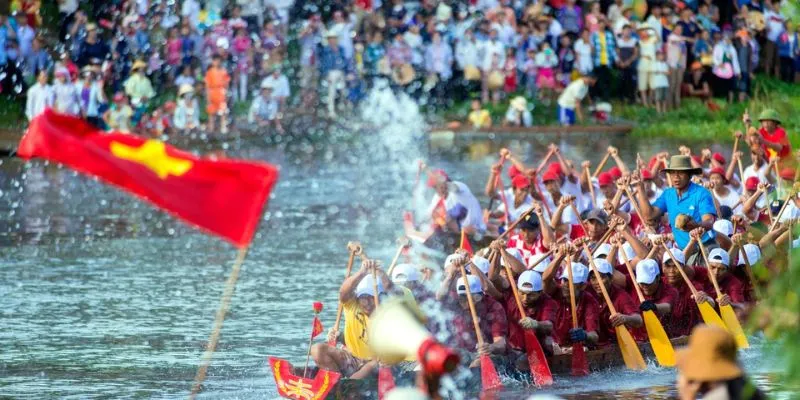 Mẹo để tham gia lễ hội đua thuyền an toàn và vui vẻ