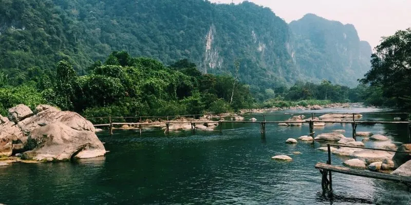 Suối Nước Moọc
