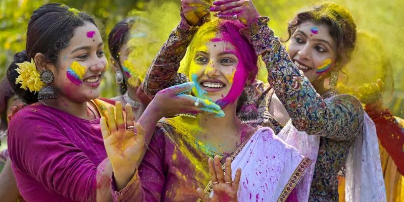 Thời gian hoạt động của lễ hội Holi diễn ra