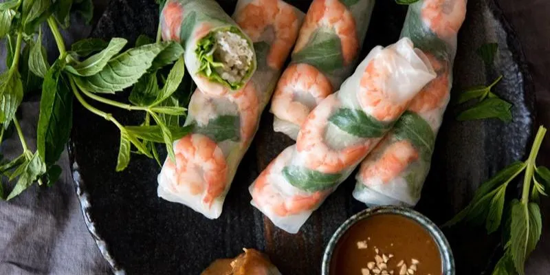 Xuất xứ cụ thể của món gỏi cuốn nhân tôm thịt